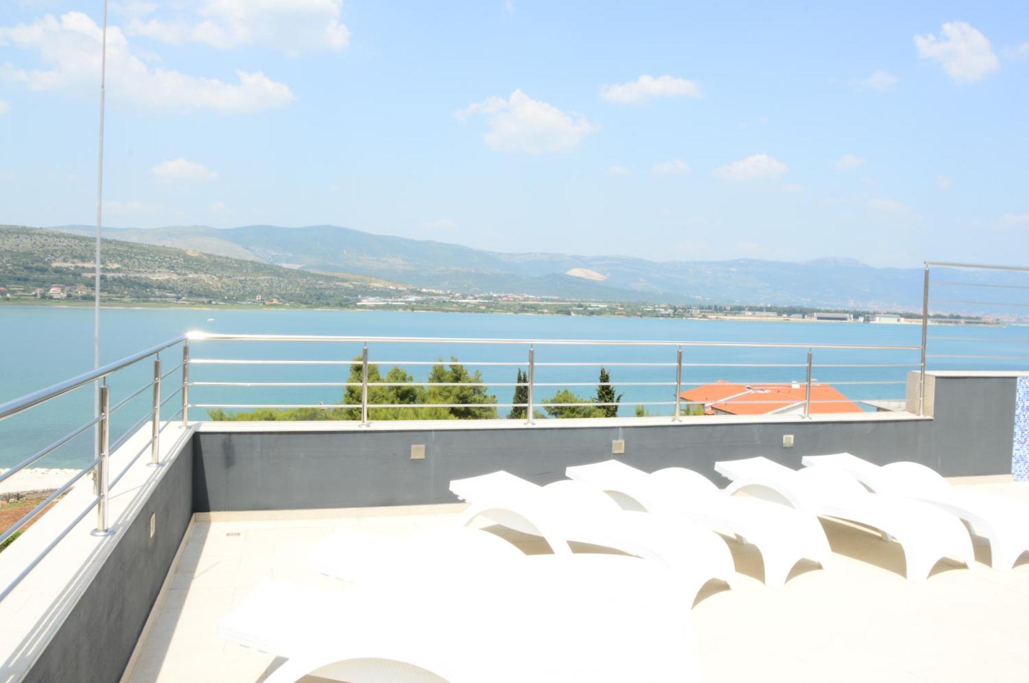 Apartments Exclusive Palace II Trogir Ngoại thất bức ảnh