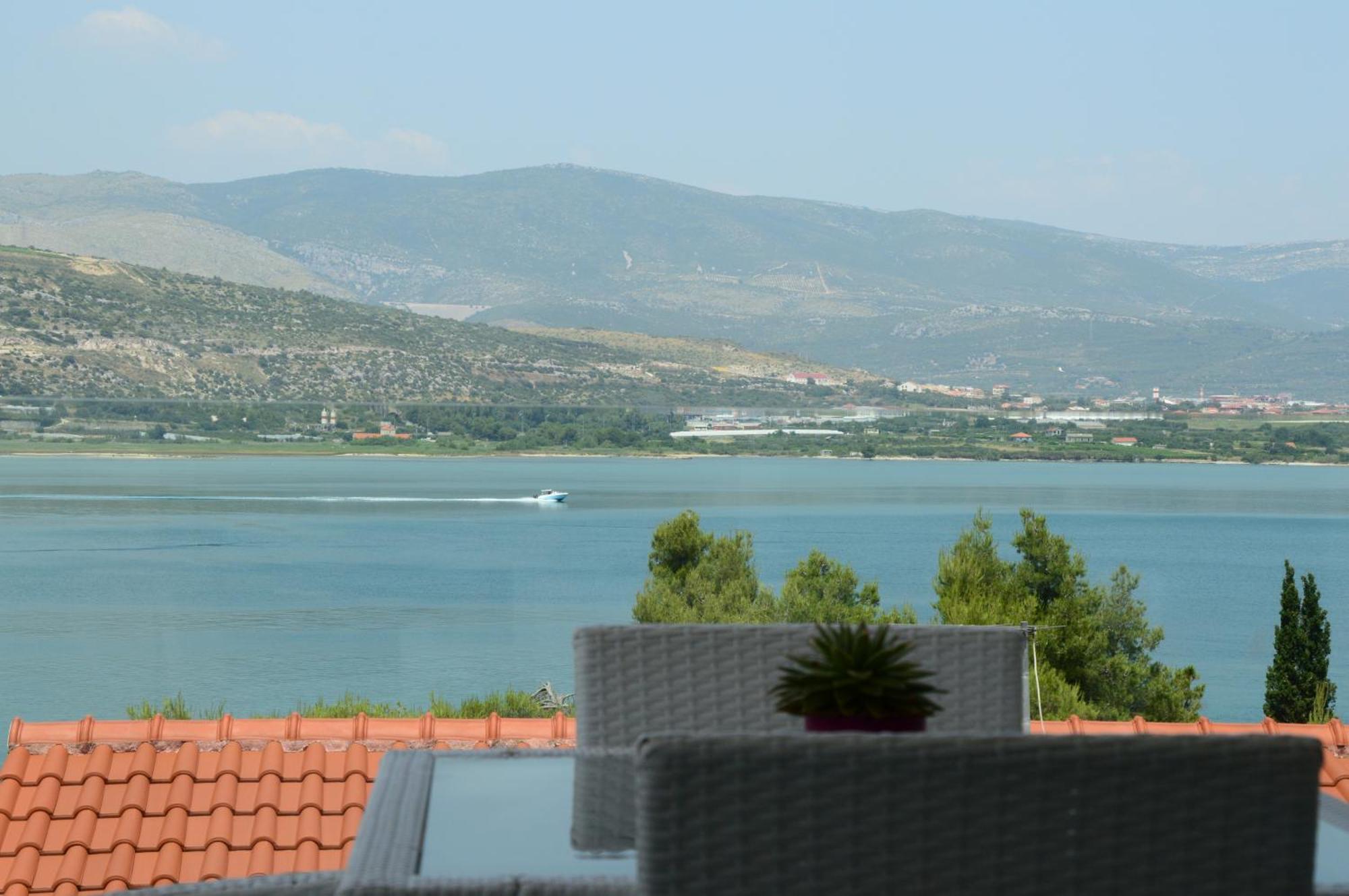 Apartments Exclusive Palace II Trogir Ngoại thất bức ảnh